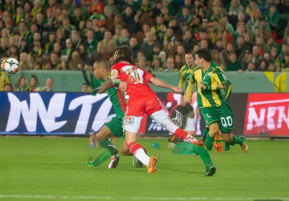 2016亚冠巅峰对决：墨尔本胜利VS上海上港精彩回顾(图2)